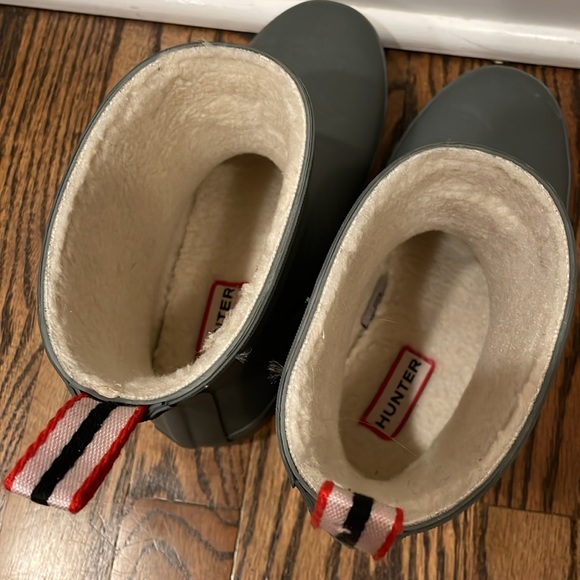 HUNTER NWT Hunter Play Short Sherpa Insulated Boots Offers Textile Lining - Picture 2 of 5